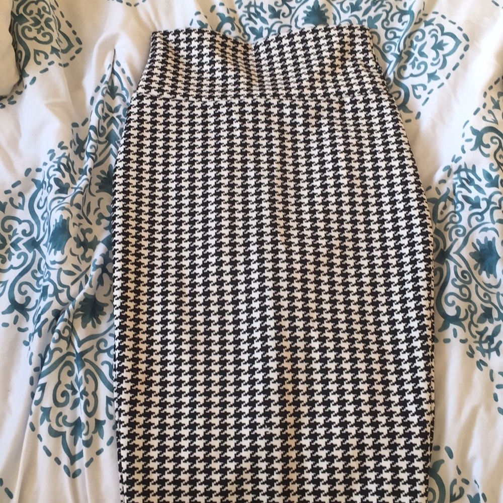 gingham skirt